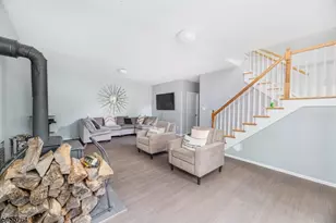 42 W Shore Dr, Vernon, NJ 07462 - Photo 26