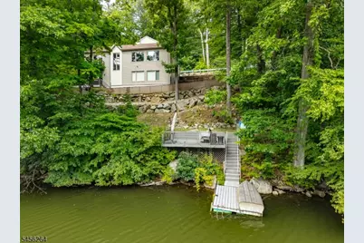 42 W Shore Dr, Vernon, NJ 07462 - Photo 1