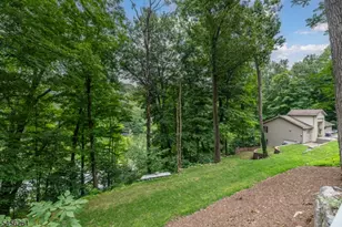 42 W Shore Dr, Vernon, NJ 07462 - Photo 42