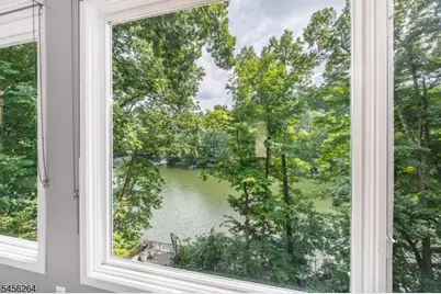 42 W Shore Dr, Vernon, NJ 07462 - Photo 8
