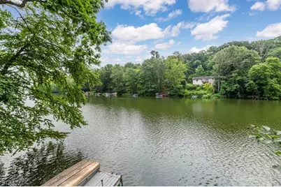 42 W Shore Dr, Vernon, NJ 07462 - Photo 40
