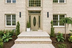 10 Elmwood Ct, Livingston, NJ 07039 - Photo 2