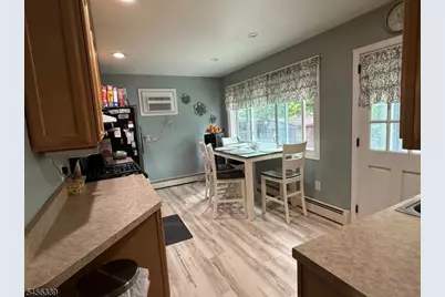 334 N 4th Ave, Hawthorne, NJ 07506 - Photo 6