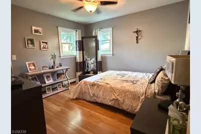 334 N 4th Ave, Hawthorne, NJ 07506 - Photo 8