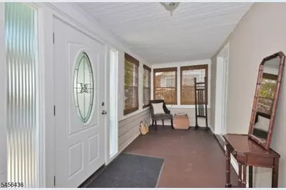 506 Beardsley Ave, Bloomfield, NJ 07003 - Photo 2