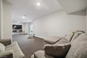 90 Sowers Dr, Mount Olive, NJ 07840 - Photo 20