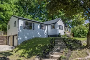 33 Orchard Dr, Vernon, NJ 07462 - Photo 22