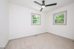 33 Orchard Dr, Vernon, NJ 07462 - Photo 18