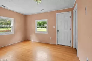 62 S Cherry Rd, Jefferson Township, NJ 07849 - Photo 6