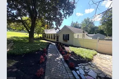 7 Penn Ave, Andover Township, NJ 07860 - Photo 2