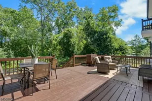 21 Kuntz Ave, Berkeley Heights Township, NJ 07922 - Photo 18