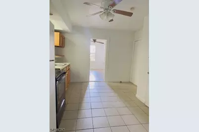 284 Hunterdon St #1, Newark, NJ 07103 - Photo 10