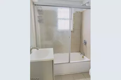 284 Hunterdon St #1, Newark, NJ 07103 - Photo 12