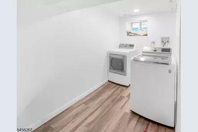 233 S Clinton St, East Orange, NJ 07018 - Photo 24