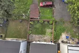 233 S Clinton St, East Orange, NJ 07018 - Photo 8