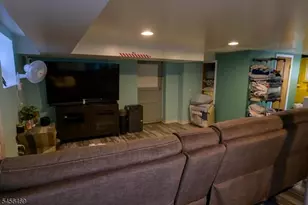 1038 Coolidge Ave, Union Township, NJ 07083 - Photo 18