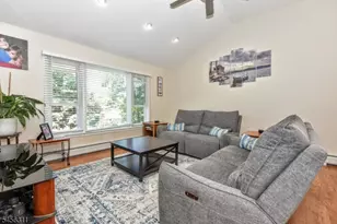 30 Center St, Butler, NJ 07405 - Photo 6
