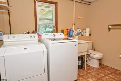 30 Center St, Butler, NJ 07405 - Photo 24