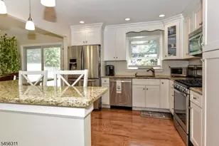 30 Center St, Butler, NJ 07405 - Photo 8