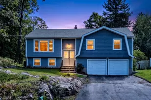 30 Center St, Butler, NJ 07405 - Photo 1