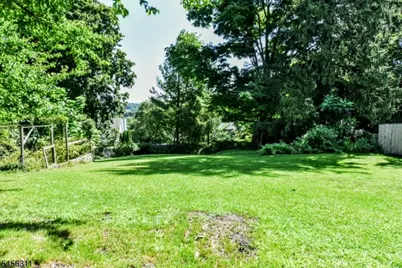 30 Center St, Butler, NJ 07405 - Photo 30