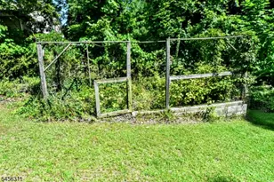 30 Center St, Butler, NJ 07405 - Photo 32