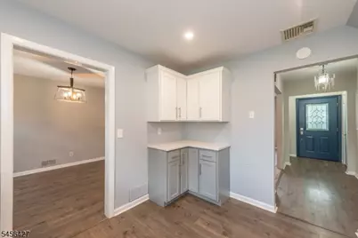 23 Urma Pl, Bloomfield, NJ 07003 - Photo 10