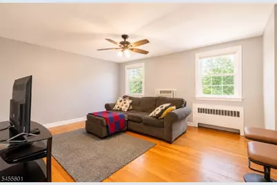 445 Morris Ave, Springfield Twp., NJ 07081 - Photo 2