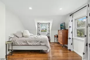 827 Pine St, Roselle Park, NJ 07204 - Photo 18
