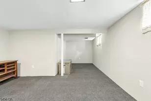 827 Pine St, Roselle Park, NJ 07204 - Photo 20