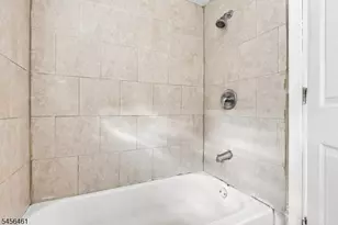 64 Fabyan Pl, Newark, NJ 07108 - Photo 18