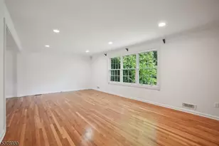 15 Mansfield Ct, Livingston, NJ 07039 - Photo 6