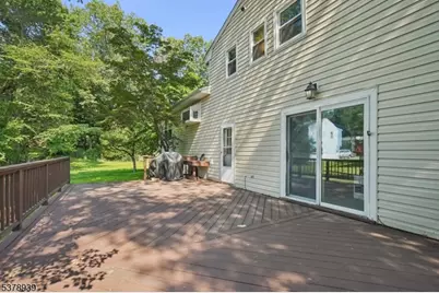15 Mansfield Ct, Livingston, NJ 07039 - Photo 22
