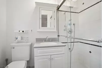 15 Mansfield Ct, Livingston, NJ 07039 - Photo 14