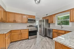 102 Old Farm Rd, Readington, NJ 08889 - Photo 8