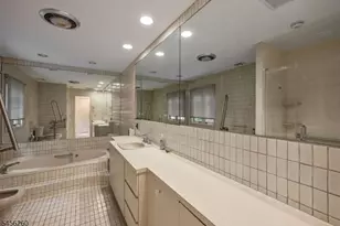 100 Cheyenne Way, Wayne, NJ 07470 - Photo 22