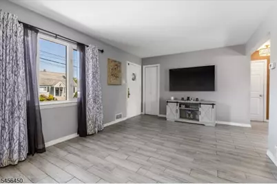 19 Overhill Rd, Belleville, NJ 07109 - Photo 6
