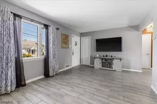 19 Overhill Rd, Belleville, NJ 07109 - Photo 6