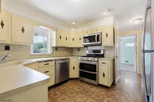 20 Sunnyside Rd, West Orange Township, NJ 07052 - Photo 12