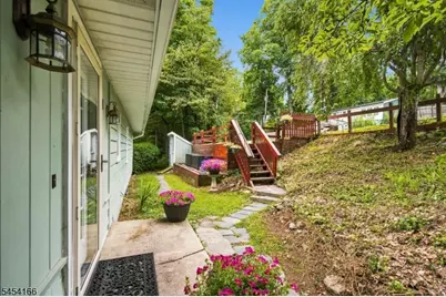 111 S Shore Dr, Wantage, NJ 07461 - Photo 32