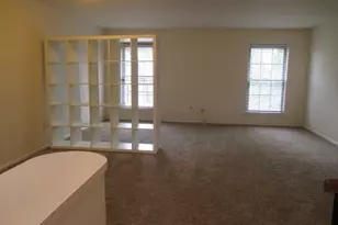 181 Long Hill Rd 9-, Little Falls Township, NJ 07424 - Photo 2