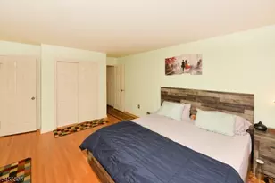 27 Tanager Ct, Wayne, NJ 07470 - Photo 20