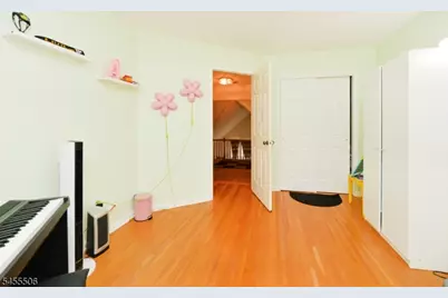 27 Tanager Ct, Wayne, NJ 07470 - Photo 12