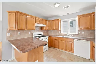 544-546 Bond St, Elizabeth, NJ 07206 - Photo 10