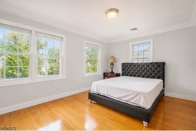 207 Stonehouse Rd, Bloomfield, NJ 07028 - Photo 12