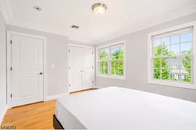 207 Stonehouse Rd, Bloomfield, NJ 07028 - Photo 10