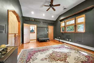 416 Roosevelt St, Roselle Park, NJ 07204 - Photo 12