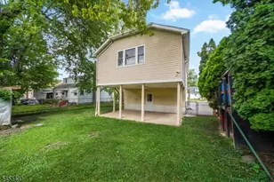 416 Roosevelt St, Roselle Park, NJ 07204 - Photo 22