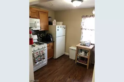 32 Avenel St, Woodbridge Township, NJ 07001 - Photo 20