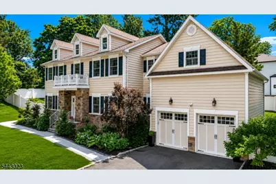 1233 Poplar Ave, Mountainside, NJ 07092 - Photo 2